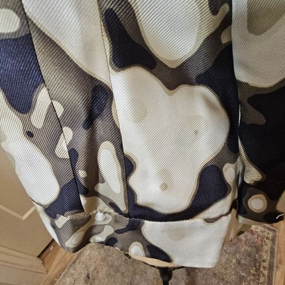 St. John Couture Cropped Floral Accents Blazer Jacket - Picture 12 of 15